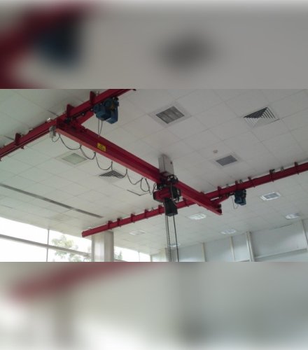 Under Slung Crane